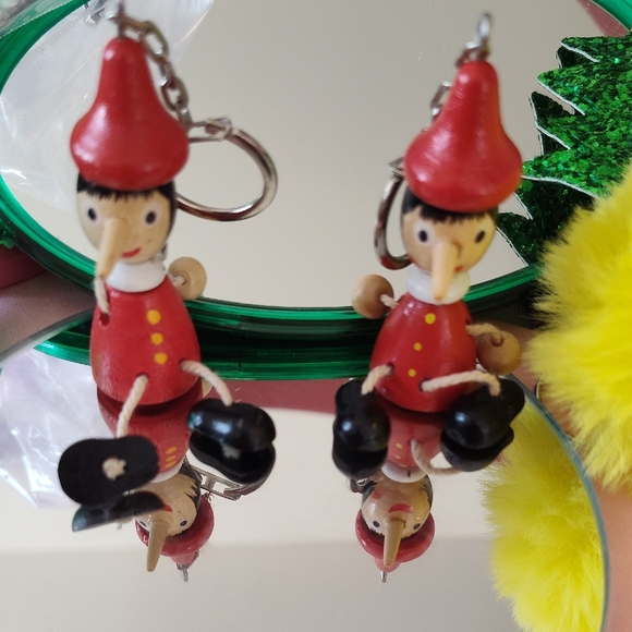 None Other - Pinnochio Style ( 2). Wooden Sitting Puppets Toy 3 Inches Key Ring Bag Decor